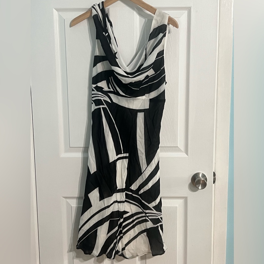 Y2K Cartise Canada Designer Chic Black and White Geometric Mini Dress Size 10